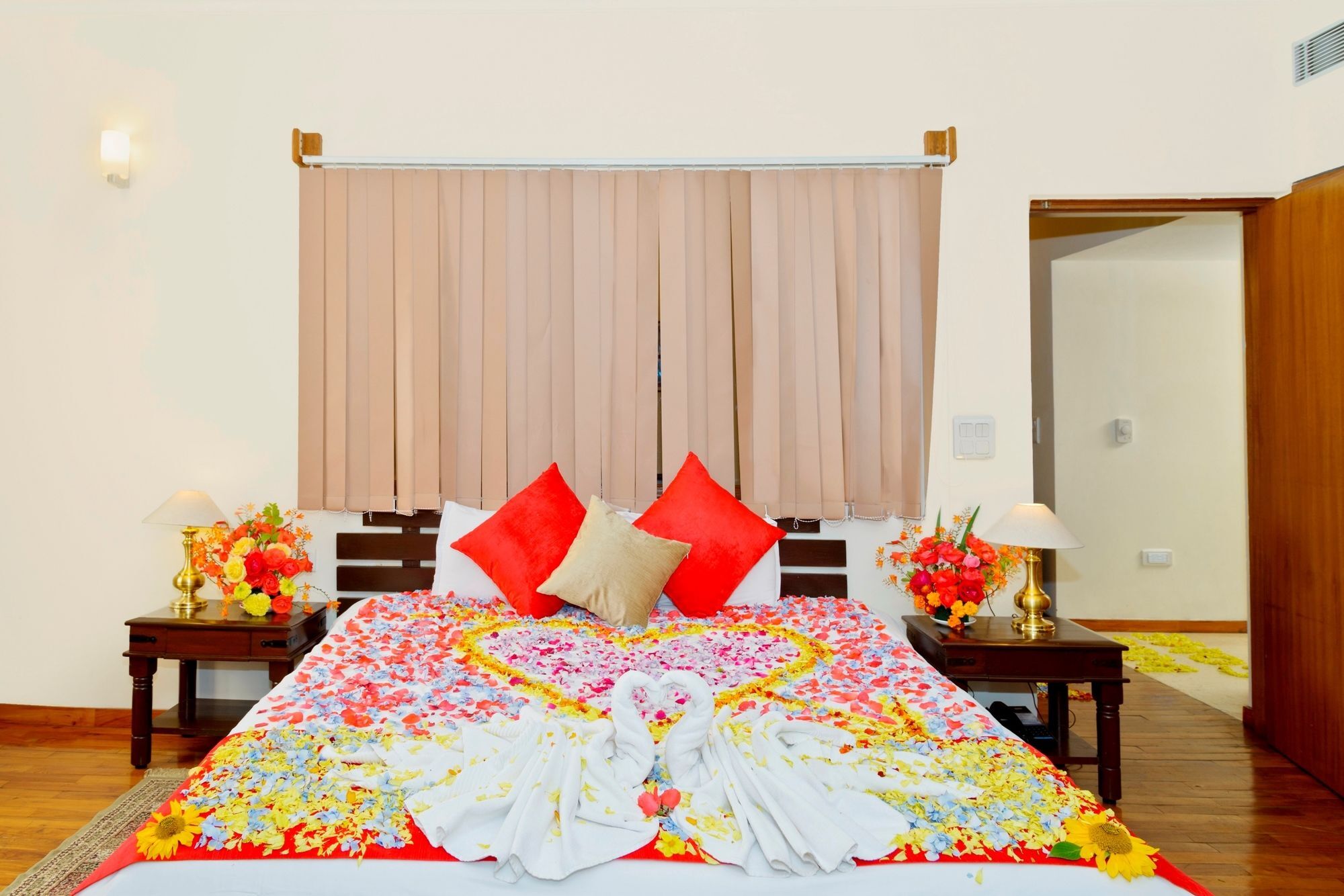 Solang Valley Resort Palchan ภายนอก รูปภาพ